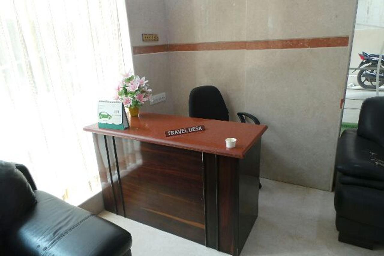 Mlc Gateway Deluxe Inn Bengalúr Exteriér fotografie